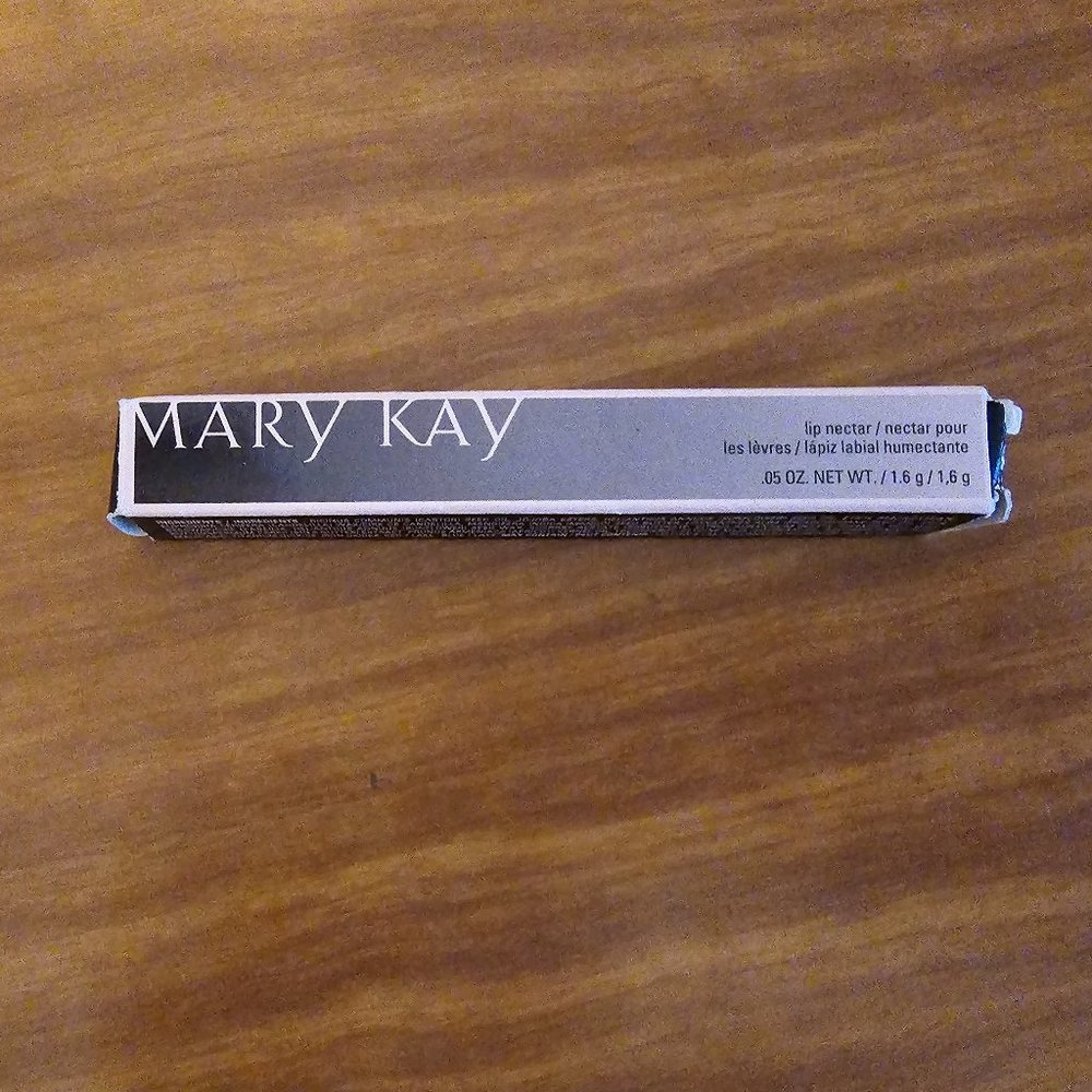 Mary Kay Passion Fruit Lip Nectar New in the Box